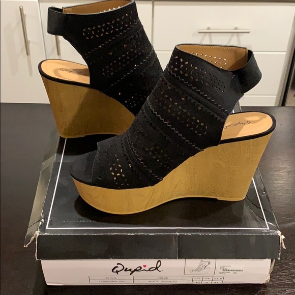 Wedges - Picture 1 of 4